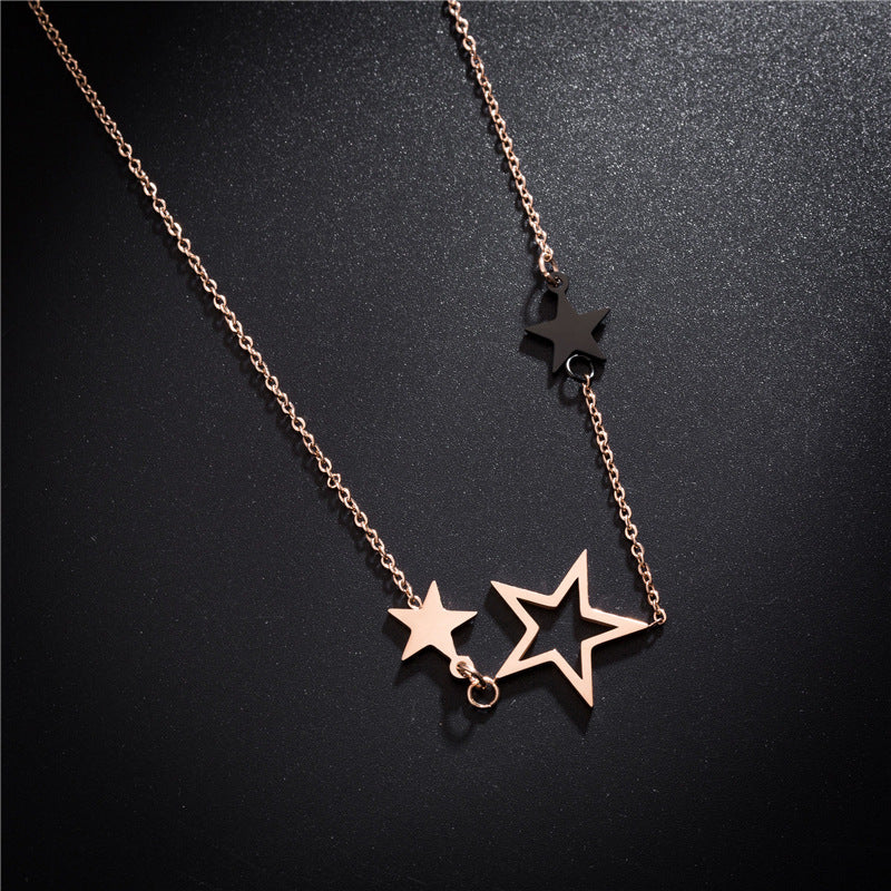 Collar de estrella de cinco puntas en oro rosa