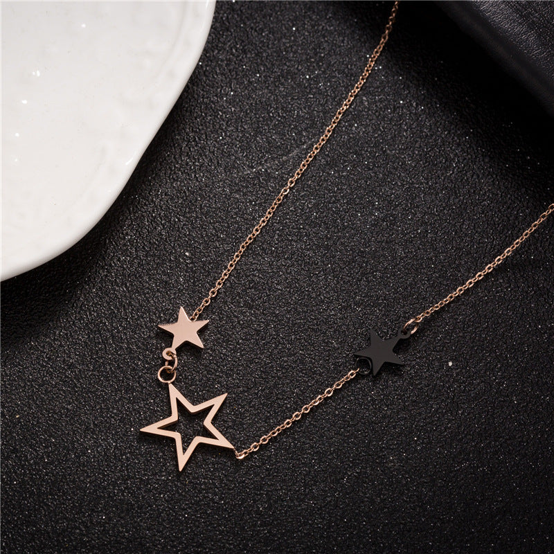 Collar de estrella de cinco puntas en oro rosa