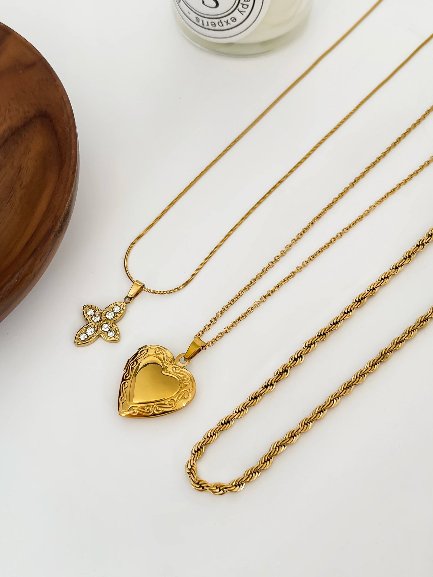 Trendy Solid Gold Color Rhinestone Cross Heart Pendant Necklace Fried Dough Twists Chain Stainless Steel Women Jewelry