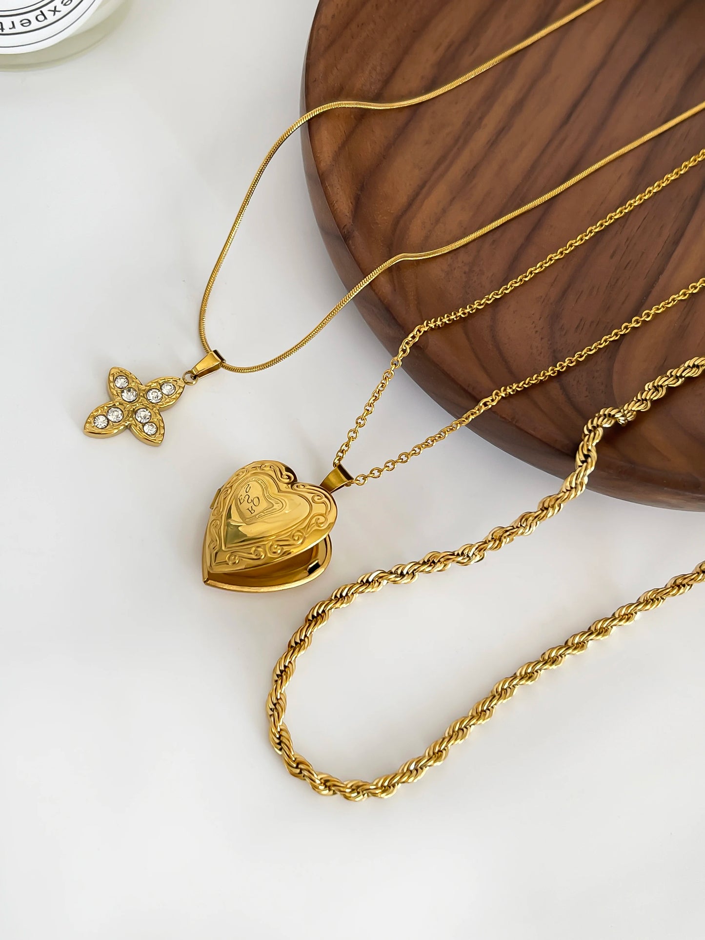 Trendy Solid Gold Color Rhinestone Cross Heart Pendant Necklace Fried Dough Twists Chain Stainless Steel Women Jewelry