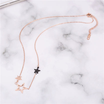 Collar de estrella de cinco puntas en oro rosa