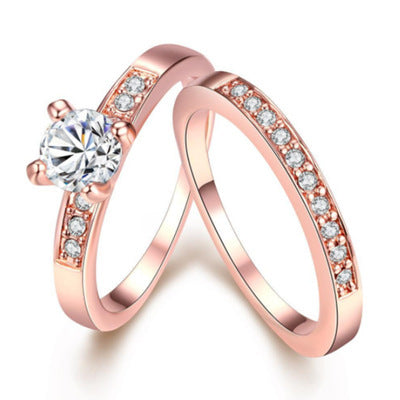 Anillo de oro rosa con diamantes