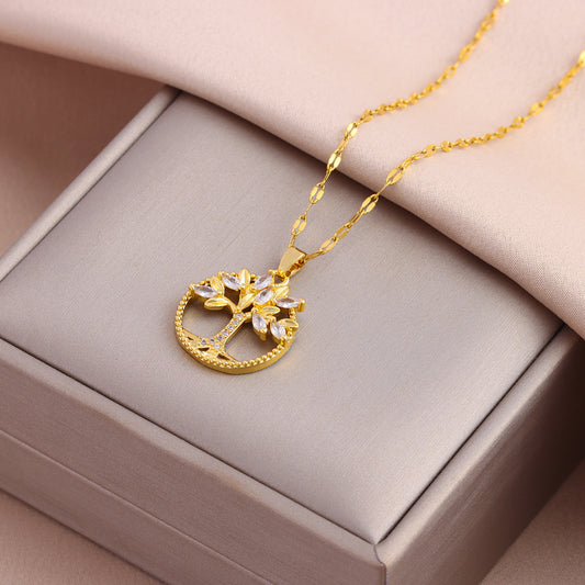 Colgante retro informal de árbol de la vida con incrustaciones de cobre y circonitas bañado en oro